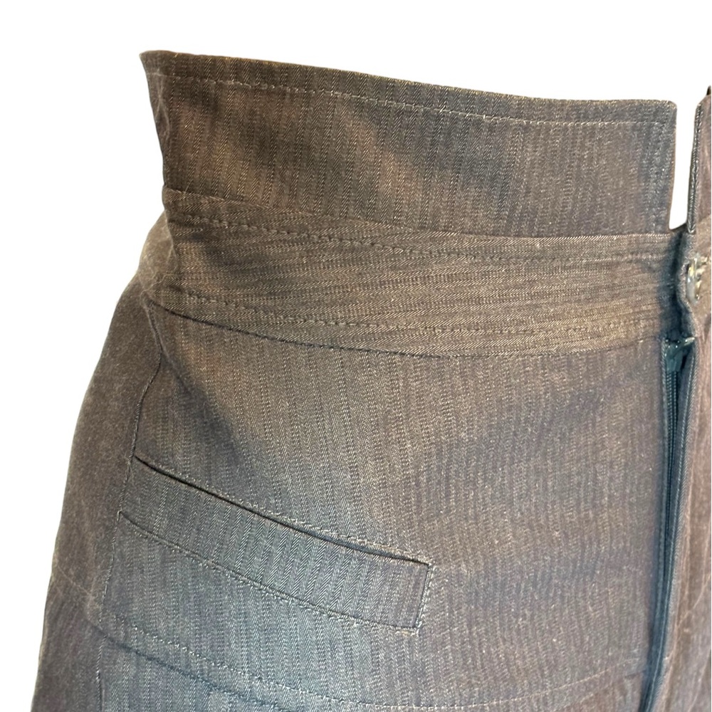 Alvin Valley Grey Pinstripe Ultra High Rise Capri Pants - Picture 4 of 10